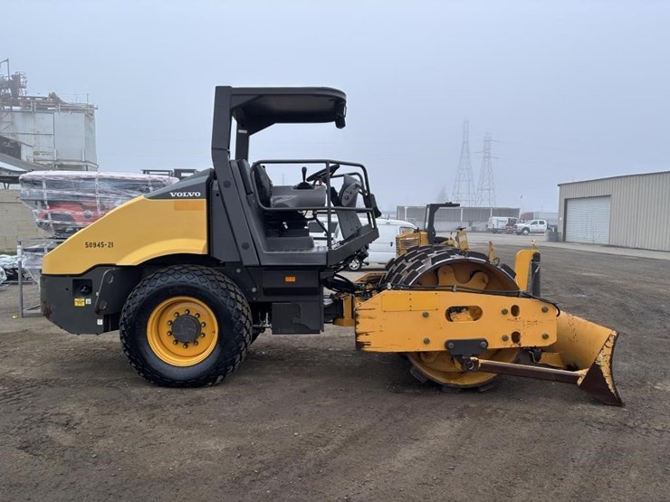 2013-volvo-sd75-image-7