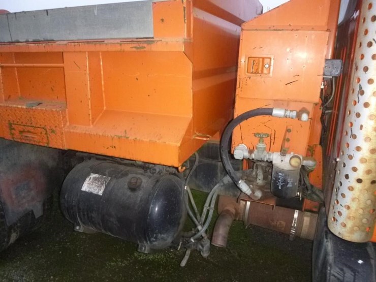 1999-international-4900-image-17