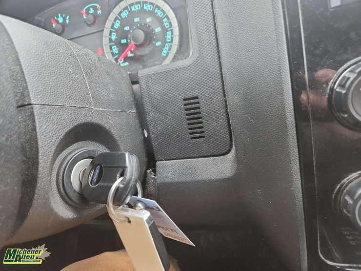 2012-ford-escape-xlt-image-11