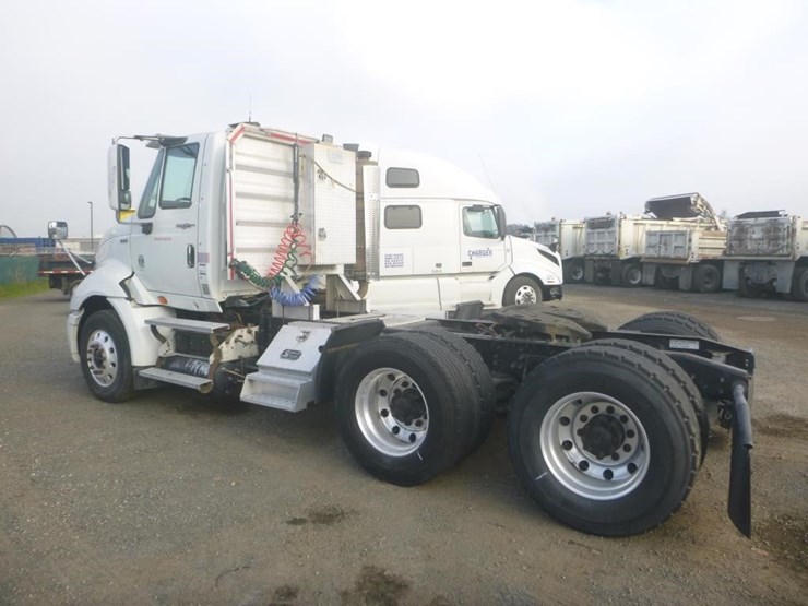 2012-international-prostar-image-4