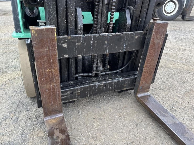 mitsubishi-forklift-image-11