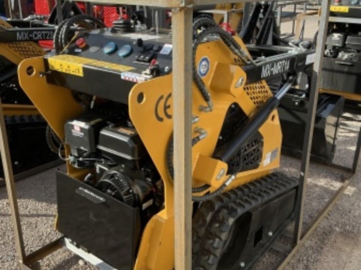 2025-agt-mxmrt14-stand-up-skid-steer-image-4