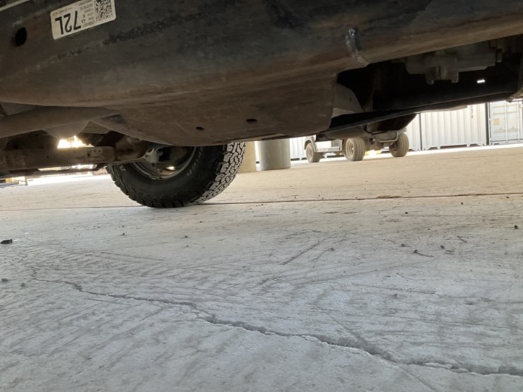 2016-chevrolet-silverado-2500-image-26