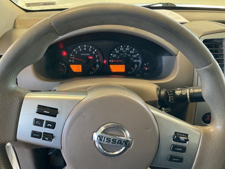 2017-nissan-frontier-image-16