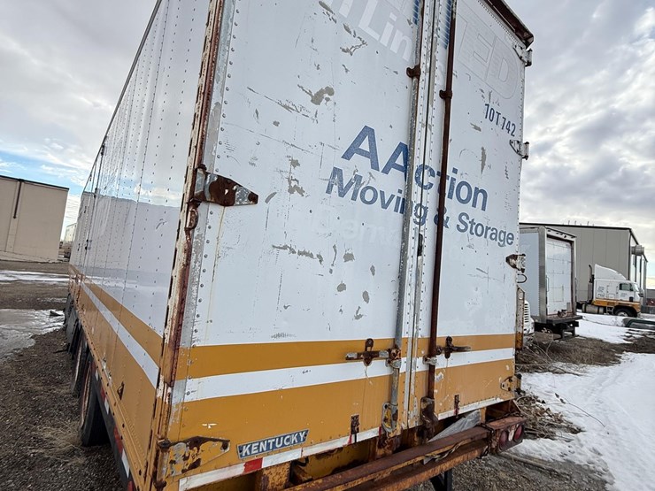 1982-kentucky-trailer-image-10