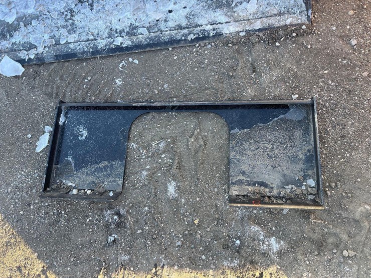 skid-steer-plate-image-3