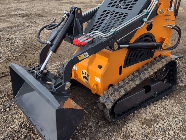 23-hp-mini-crawler-ats-t460-image-1