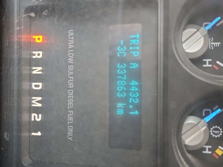 2012-ford-f550-image-27