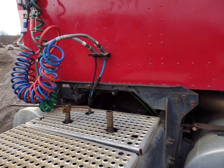 2006-international-paystar-5900-image-31