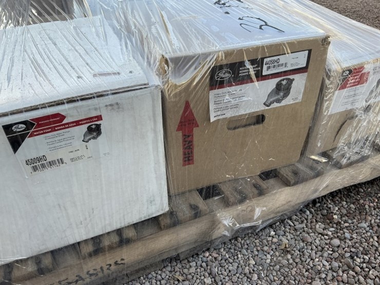 pallet-of-diesel-engine-parts-image-5