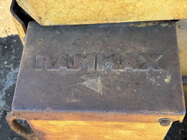 1999-rammax-vibratory-compactor-image-39