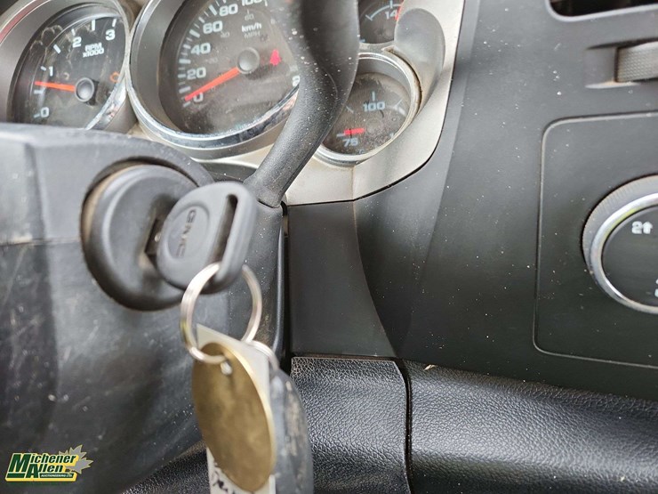 2012-gmc-sierra-3500hd-image-24