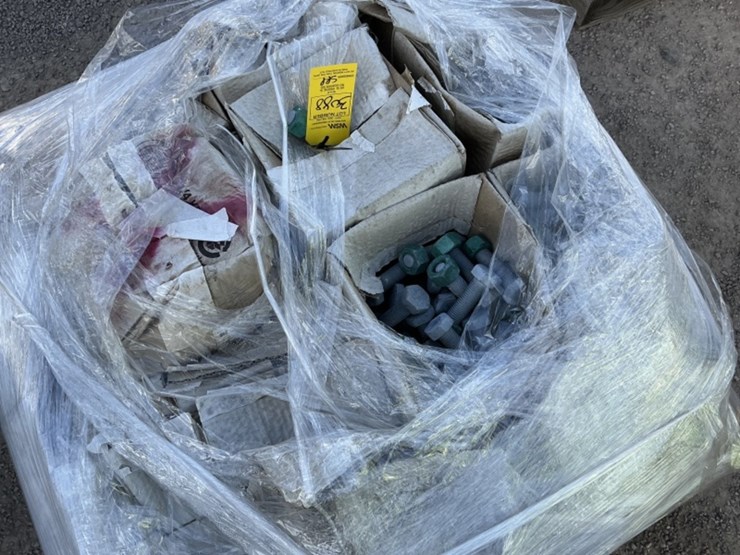 pallet-of-asst-nuts-bolts-&-hardware-image-3