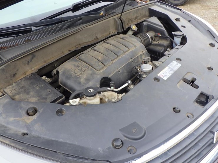 2015-chevrolet-traverse-image-11