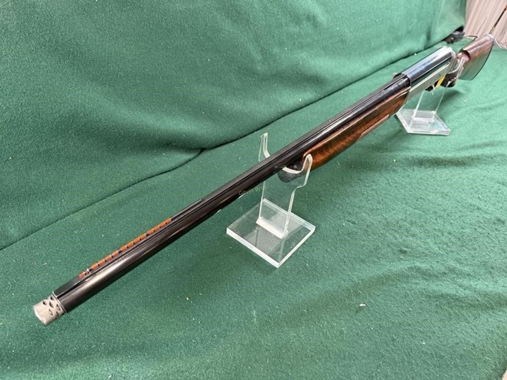 benelli-legacy-12-ga-shotgun-image-14