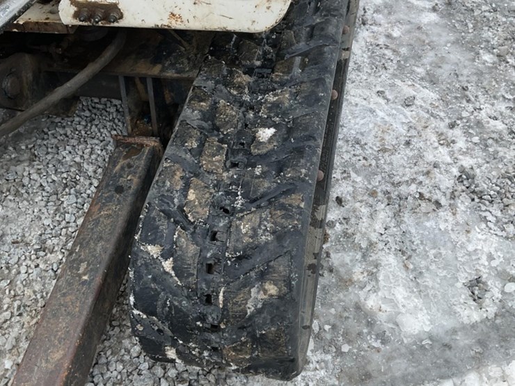 2005-bobcat-331c-image-15