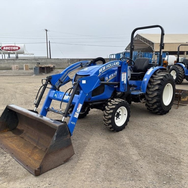 2017 NEW HOLLAND WORKMASTER 40