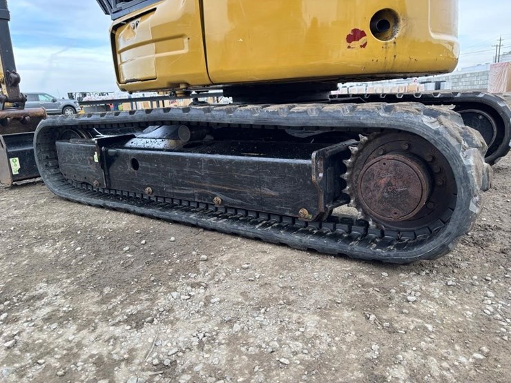 2018-caterpillar-303-image-22