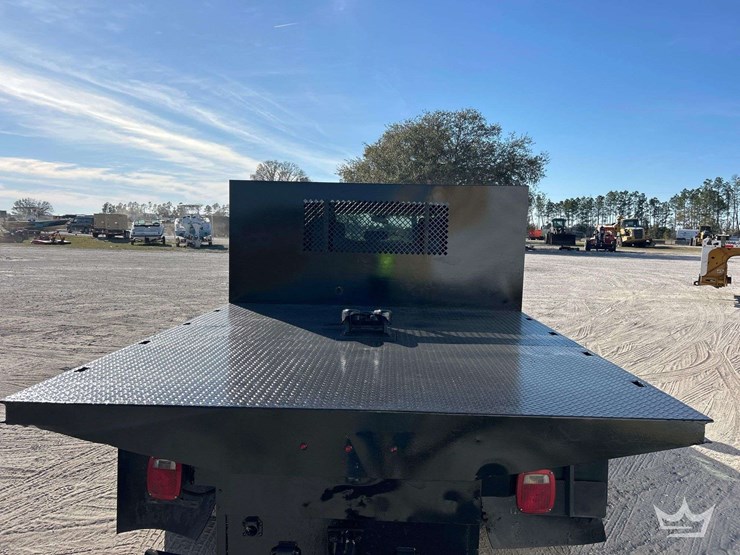 2017-dodge-3500-image-21