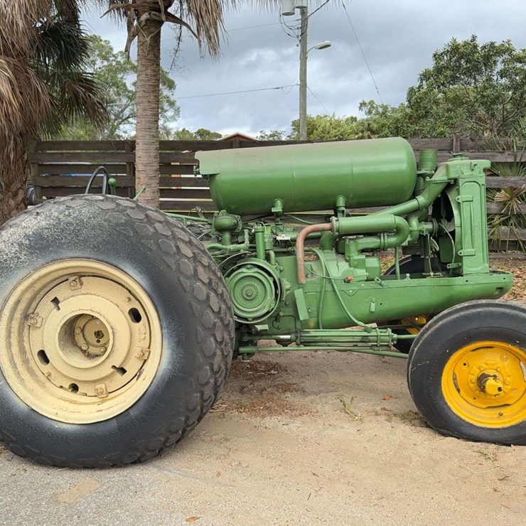 JOHN DEERE 620