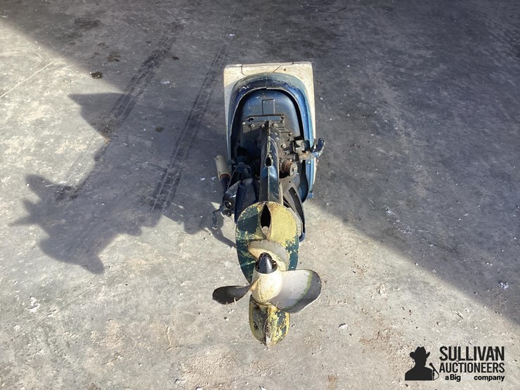 evinrude-sportwin-outboard-motor-image-4