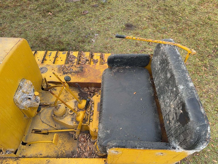 caterpillar-diesel-thirty-five-image-23