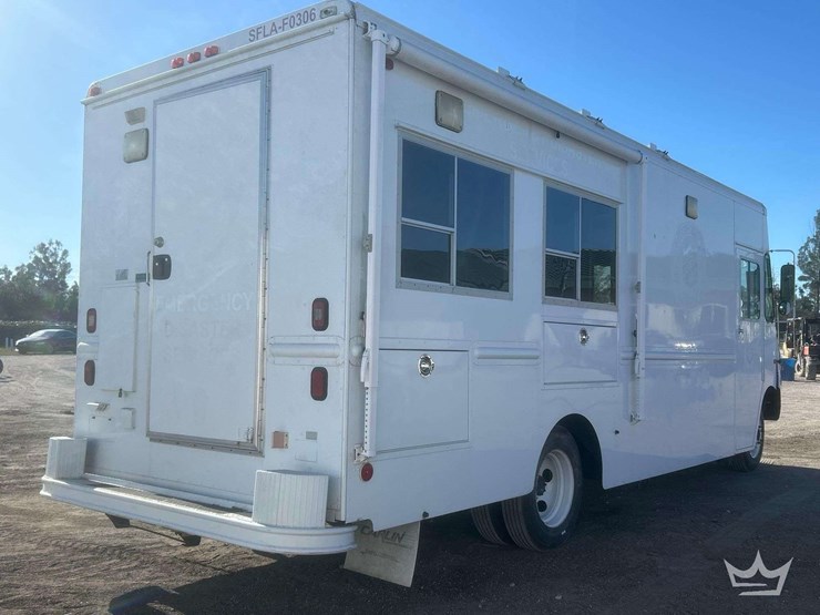 1999-chevrolet-step-van-food-truck-image-3