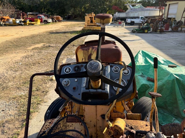 minneapolis-moline-g1000-image-24