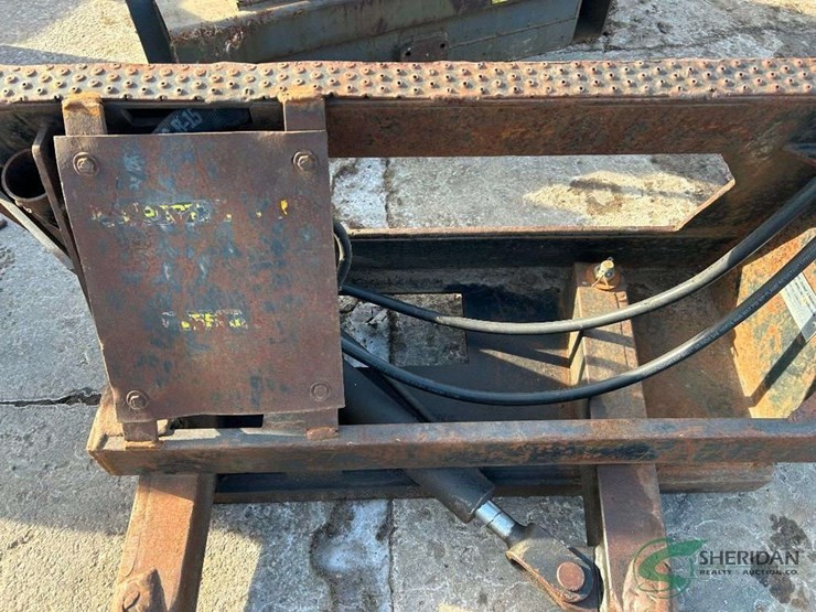 landscape-tree-ball-forks-for-skid-steer-image-5