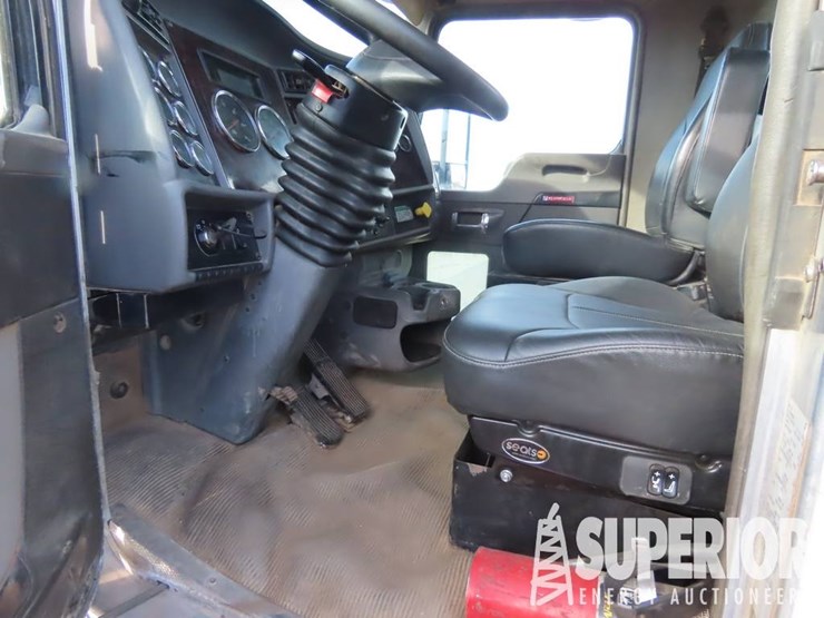 2015-kenworth-t270-image-11