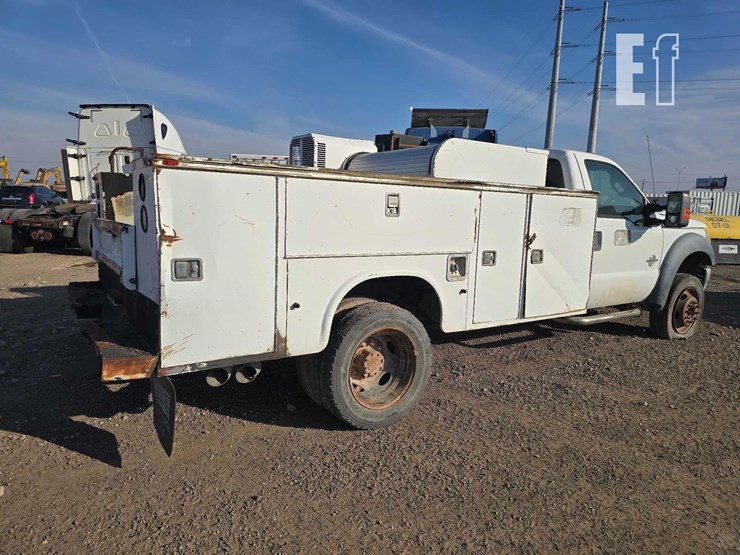 2012-ford-f550-image-3