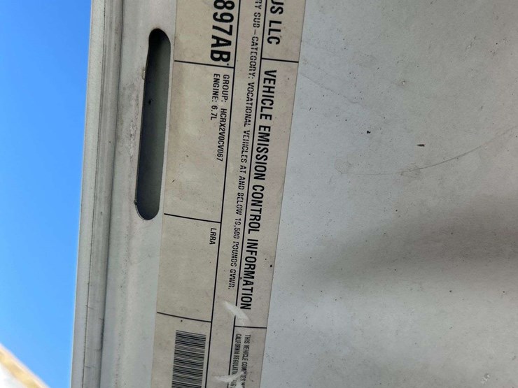 2017-dodge-3500-image-10