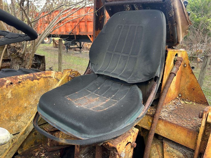 minneapolis-moline-diesel-backhoe-image-30