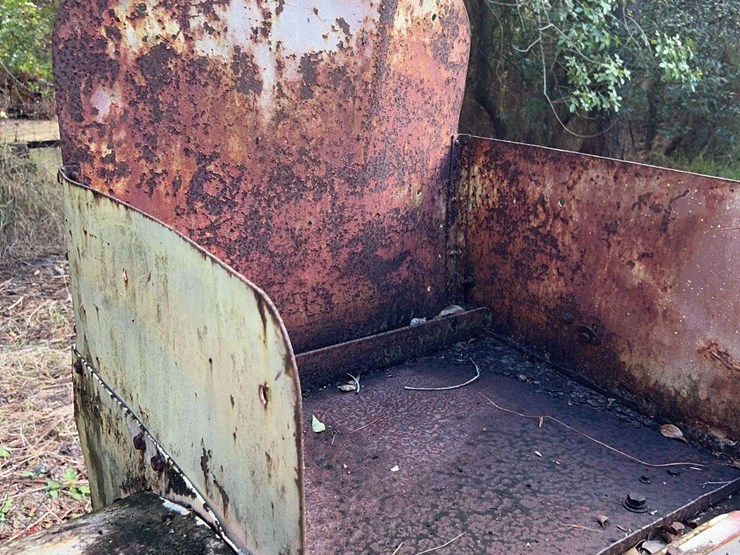 caterpillar-twenty-image-28