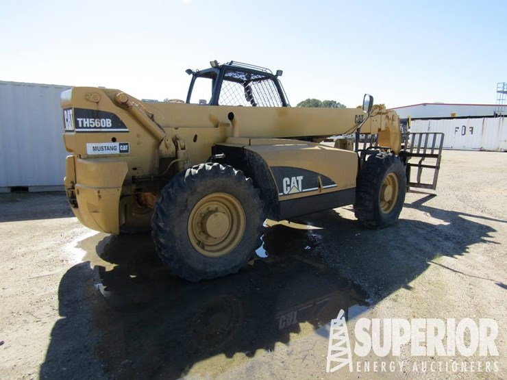 caterpillar-th560b-image-3