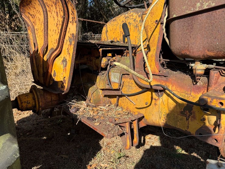 minneapolis-moline-445-image-27