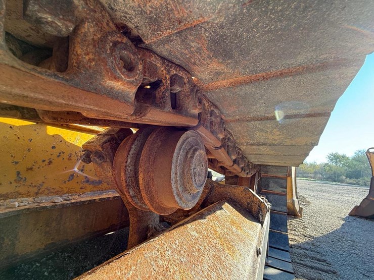 2017-deere-550k-lgp-image-16