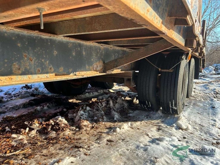 2005-cronkhite-9100-24ft-with-5ft-beavertail-vin-#-47391362451110435-image-13