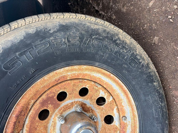 2011-teamspirit-enclosed-trailer-image-41