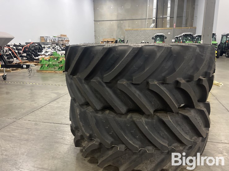 bkt-600/65r38-r1w-tires-&-rims-image-2