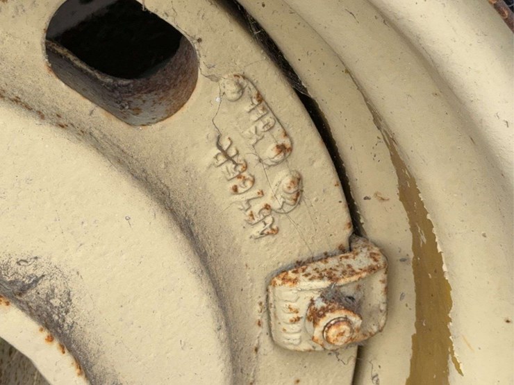 john-deere-620-image-41