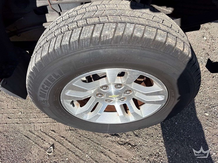 2015-chevrolet-silverado-1500-image-27