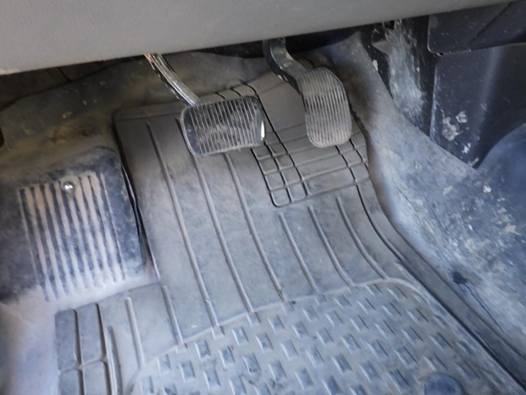 2020-ford-f150-image-21