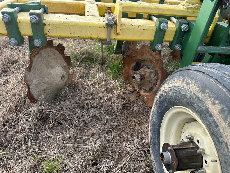 #38451-•-roll-a-cone-16-row-30"-bedder-chopper-image-48