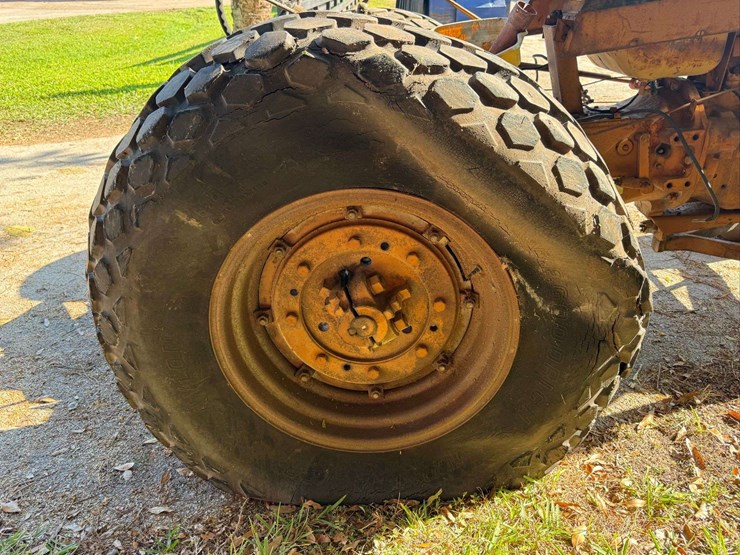 minneapolis-moline-jet-star-3-image-36