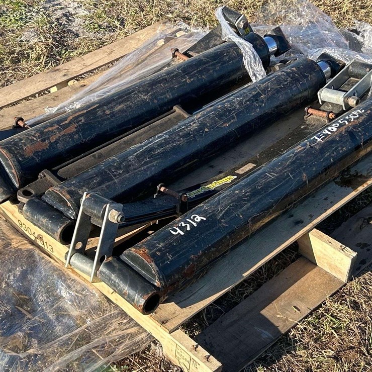 Pallet of Super Springs Leaf Springs and Hydraulic Cylinders