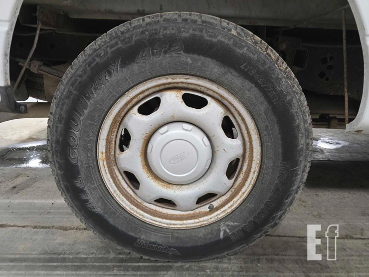 2013-ford-f150-image-18