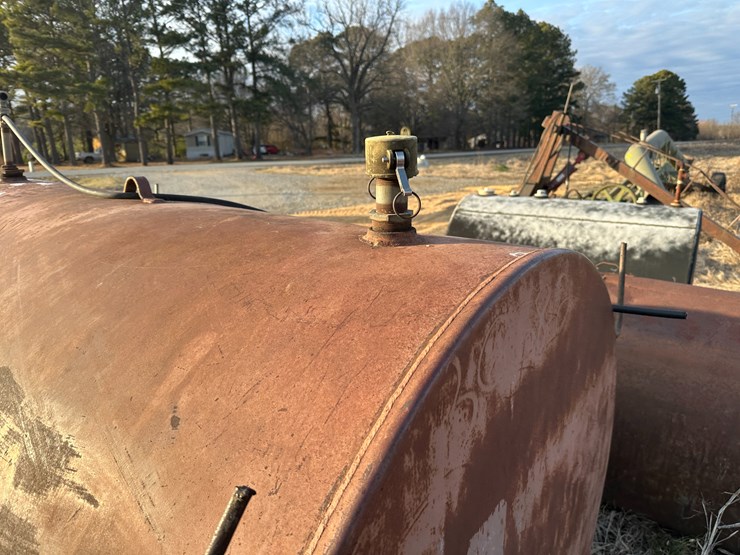 #38460-•-~550gal-fuel-tank-image-6