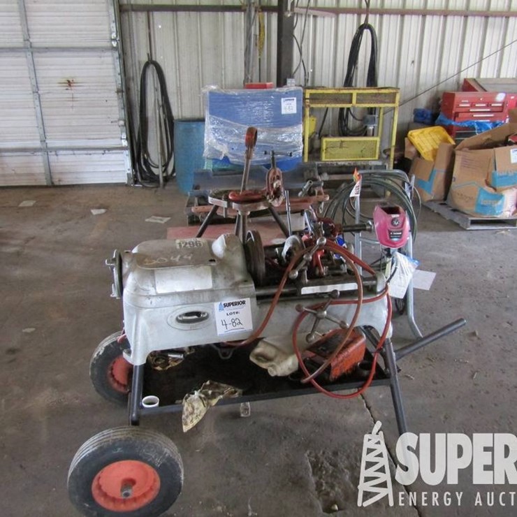 (4-82) TITAN 1700 Pro Airless Paint Sprayer, RIDG...