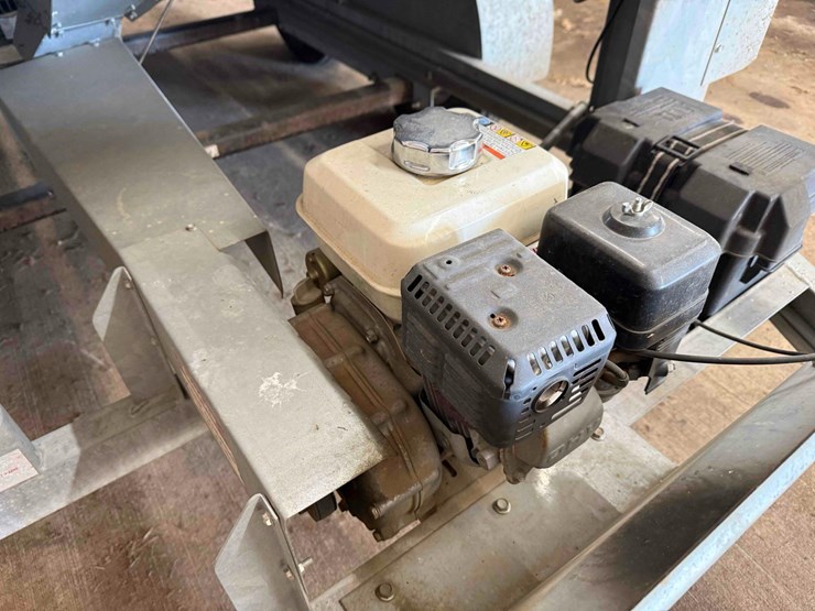 ads-bulk-seed-buggy-tender-image-6